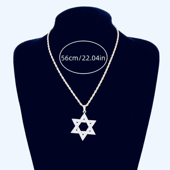 Cubic Zirconia Star Of David Necklace - Picture 7 of 7